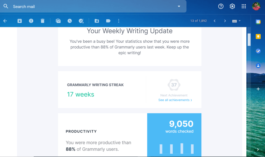 Screenshot of a mail by Grammarly that shows your productivity in a week. 